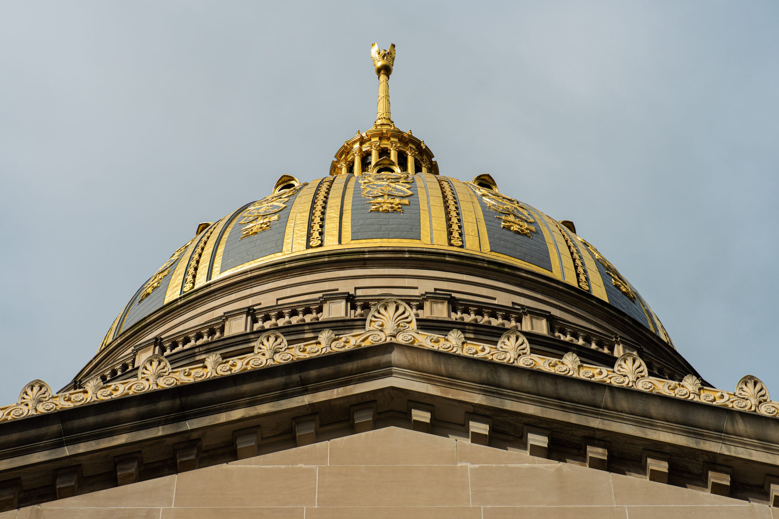 House Judiciary advances U.S. motto, indecent exposure, sexual contact with minors, voter registration bills to House floor
